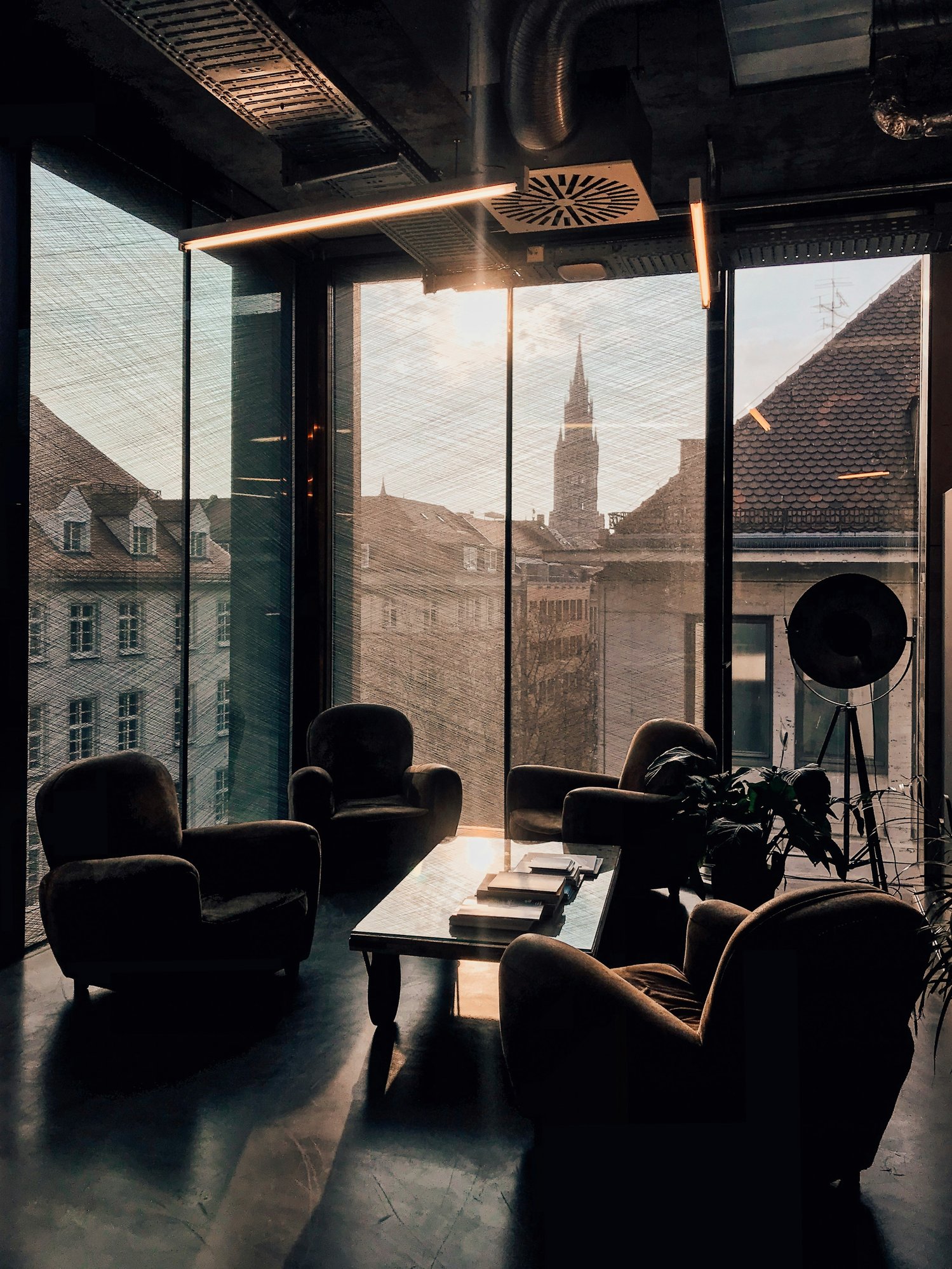 Conference Room..EU village..jan-antonin-kolar--pJMS_fbwSc-unsplash